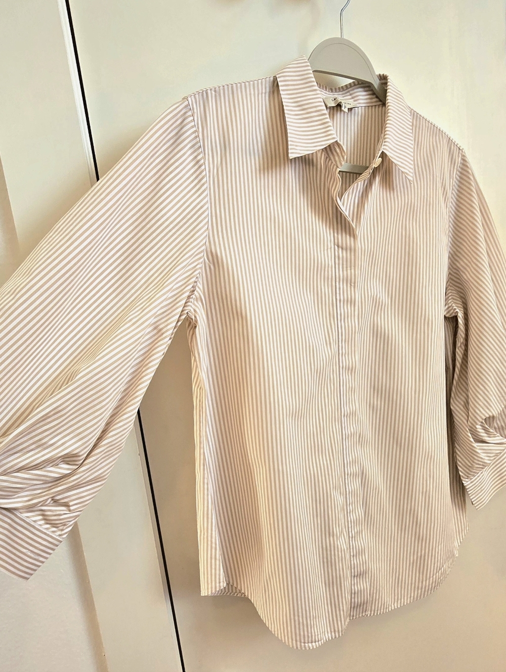 Lafayette 148 New York White and Light Blue Striped Dress Shirt